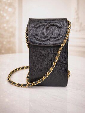 Authentic Chanel CC Logo Caviar Leather Phone Pouch Crossbody Bag